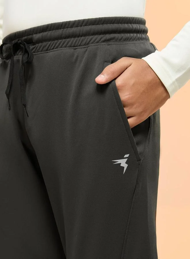 تكنوسبورت بنطال رياضي للأولاد بقصة ضيقة